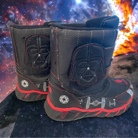 Boys Star Wars Darth Vader Boots - Picture 1 of 5